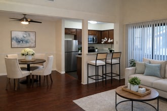 3020 Antique Oaks Cir in Winter Park, FL - Building Photo - Building Photo