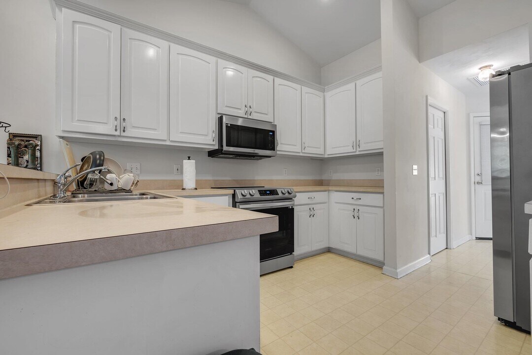 3528 Leighton Hall Ct in Tallahassee, FL - Building Photo