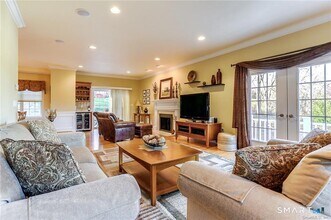 833 Millbrook Rd in Middletown, CT - Building Photo - Building Photo