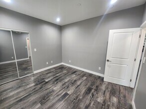 1654 1/2-631 W 83rd St in Los Angeles, CA - Building Photo - Building Photo