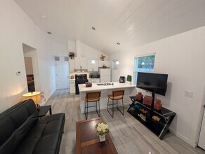 1124 Cocoanut Ave in Sarasota, FL - Building Photo - Building Photo