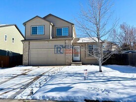 4620 E Bennington Ave in Castle Rock, CO - Building Photo