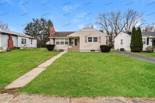 107 Spring St in Newark, OH - Building Photo