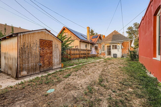 property at 3543 N Humboldt St