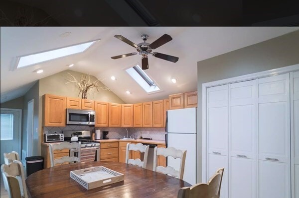 306 Hurley St, Unit 2A