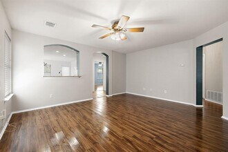 1443 Roxanne's Run in Pflugerville, TX - Building Photo - Building Photo