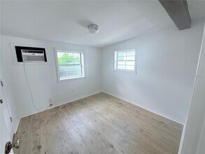 2120 Carlton Dr in Orlando, FL - Building Photo - Building Photo