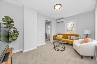 57 Stafford St, Unit 57 in Briarcliff Manor, NY - Building Photo - Building Photo