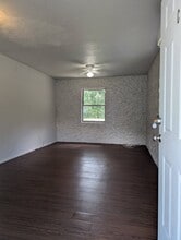 14815 N 20th St in Lutz, FL - Building Photo - Building Photo
