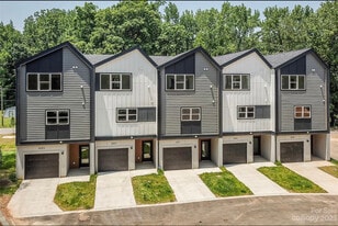 2015 Mincey St in Charlotte, NC - Building Photo