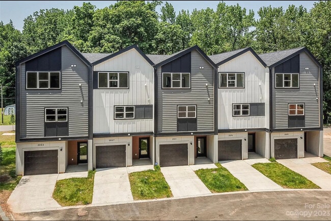 property at 2015 Mincey St
