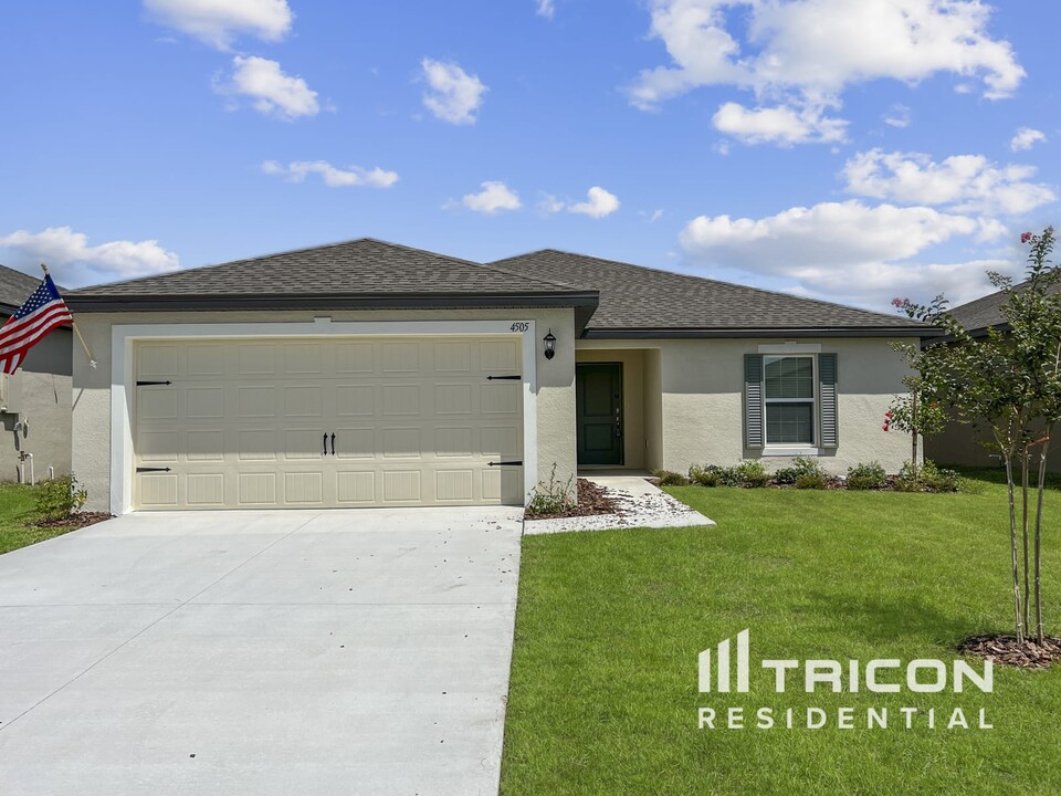 4505 Breccia Ln in Lakeland, FL - Building Photo