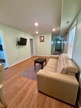 8 N Newport Ave in Ventnor City, NJ - Building Photo - Building Photo