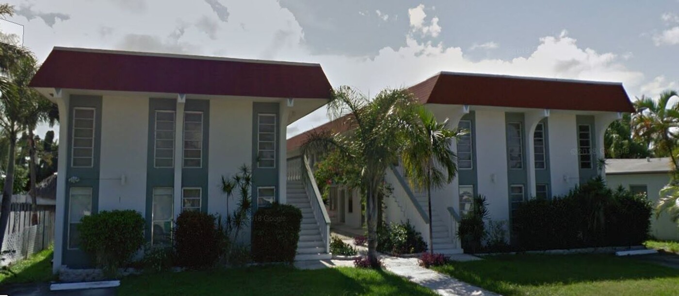 1118 N 15 Ave in Hollywood, FL - Building Photo