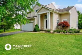 228 Stonemast Loop in Pataskala, OH - Building Photo - Building Photo