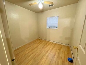 103 Morris Ave in Omaha, TX - Building Photo - Building Photo