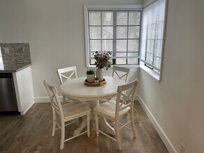 1529 S Raitt St in Santa Ana, CA - Building Photo - Building Photo