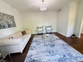 432 Jarrard St in Piscataway, NJ - Building Photo - Building Photo