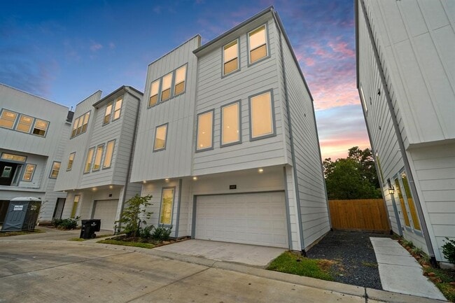 property at 1907 Lonestar Brook Ln