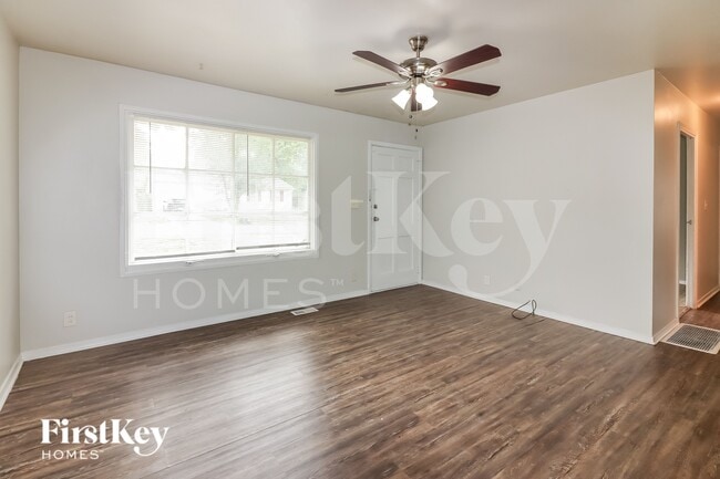 9312 Stark Ave in Kansas City, MO - Building Photo - Building Photo