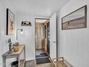 3114 Owl Pl in Flagstaff, AZ - Foto de edificio - Building Photo