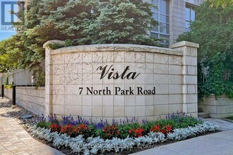 7-1107 N Park Rd in Vaughan, ON - Building Photo - Building Photo