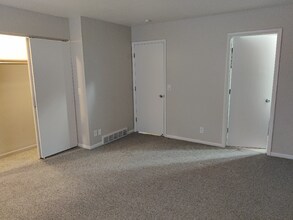 5507 Glenridge Dr in Toledo, OH - Building Photo - Building Photo