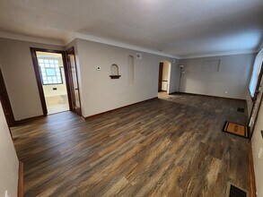 13131 East Ln in St. Louis, MO - Foto de edificio - Building Photo