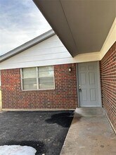 1568 Reef Dr in Azle, TX - Building Photo - Building Photo