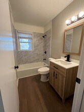 142 Rogers Ave in Macon, GA - Building Photo - Building Photo