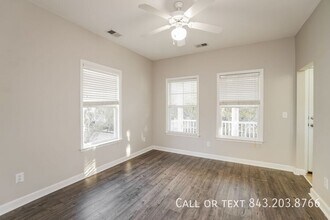 3004 Treadwell St in Mount Pleasant, SC - Building Photo - Building Photo