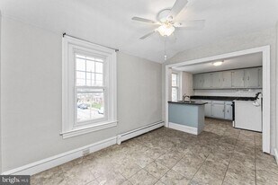 255 Noble St in Souderton, PA - Building Photo