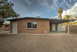 Hidden Gem in Tucson, AZ - Foto de edificio - Building Photo