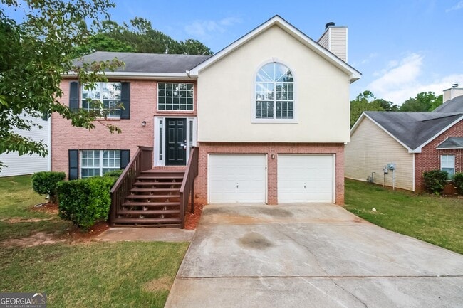 property at 7550 Sugarcreek Dr