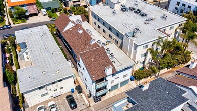 1251-1253 Brockton Ave in Los Angeles, CA - Building Photo - Building Photo