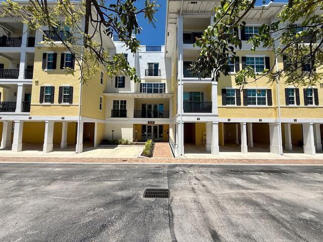 property at 3130 W Latitude Cir