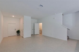 11091 Wishing Cloud Rd in Land O Lakes, FL - Building Photo - Building Photo