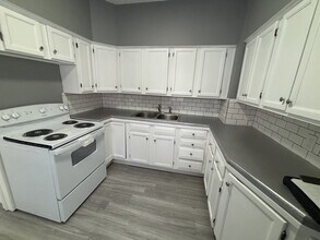 2121 2nd St SE in Canton, OH - Building Photo - Building Photo