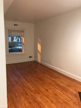 2139 Newport Pl NW, Unit 1 in Washington, DC - Building Photo - Building Photo