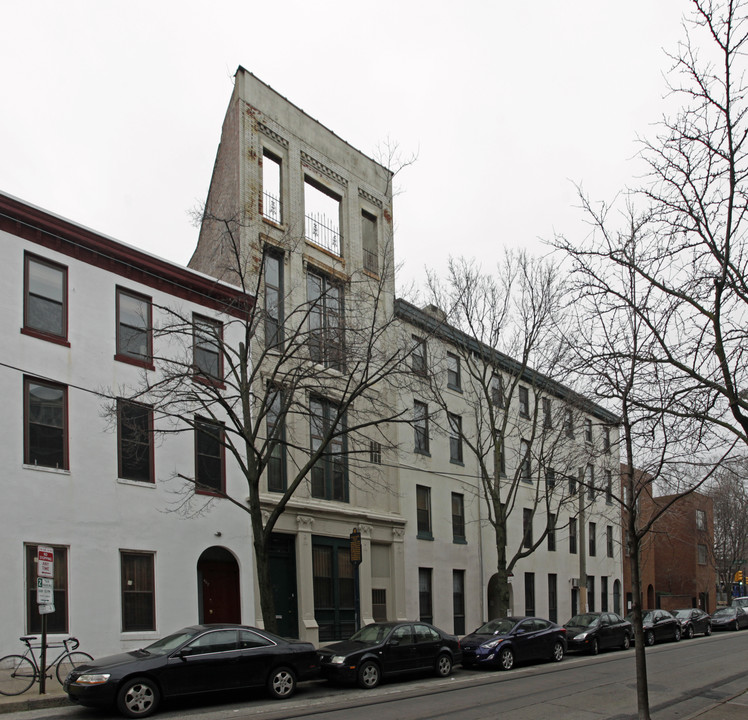 409-415 S 11th St in Philadelphia, PA - Foto de edificio
