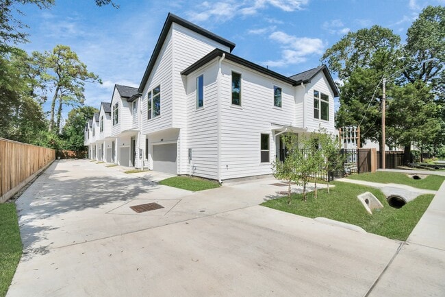 540 Janisch Rd in Houston, TX - Building Photo - Building Photo