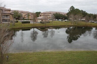 13838 Fairway Island Dr in Orlando, FL - Building Photo - Building Photo