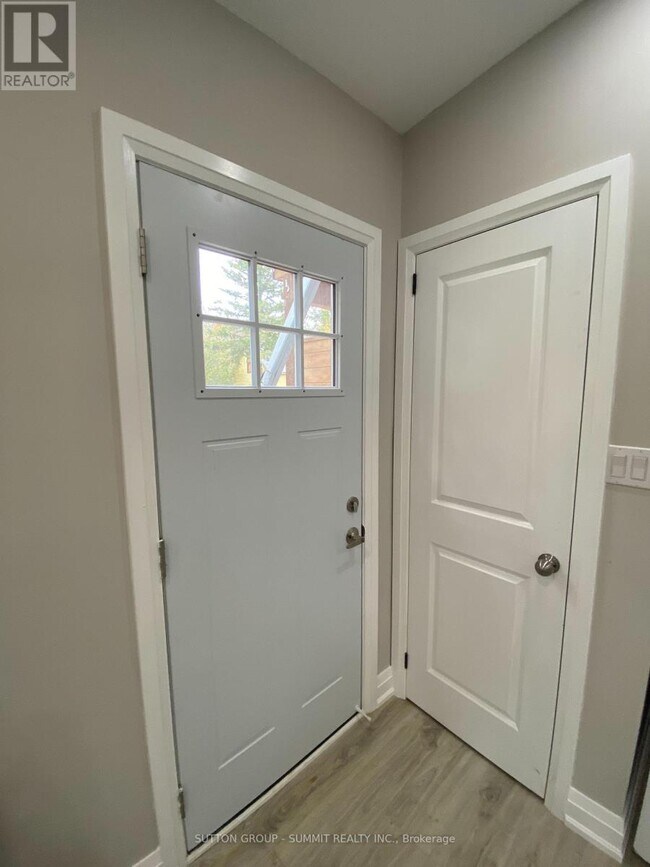 239 Main St in Schomberg, ON - Building Photo - Building Photo