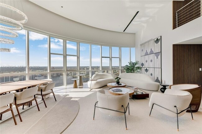 18201 Collins Ave, Unit TS1 in Sunny Isles Beach, FL - Building Photo - Building Photo