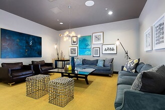 Meridian at Midtown in San Jose, CA - Foto de edificio - Building Photo