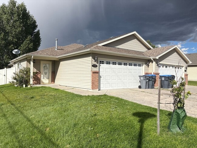 property at 4402 Springer Ct