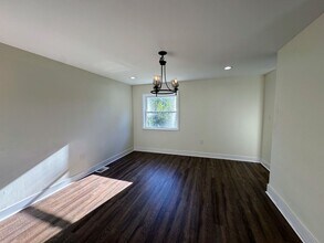 2451 Glenarm Ave in Pittsburgh, PA - Building Photo - Building Photo