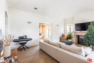 435 10th St in Santa Monica, CA - Building Photo - Building Photo