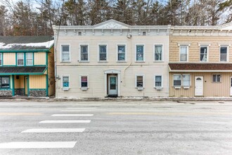 545-547 White Mountain Hwy in Milton, NH - Building Photo - Building Photo