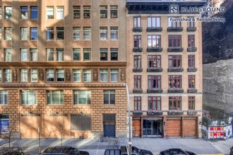 160 W 24th St in New York, NY - Foto de edificio - Building Photo